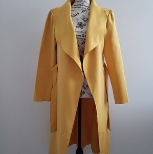 Trendy ruffled lapel trench coat